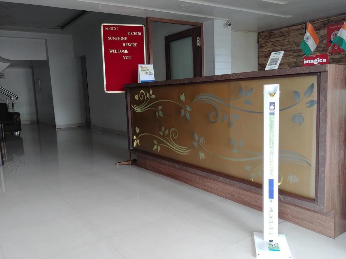 ซันไชน์ รีสอร์ต Hotel โลนาวาลา ภายนอก รูปภาพ
