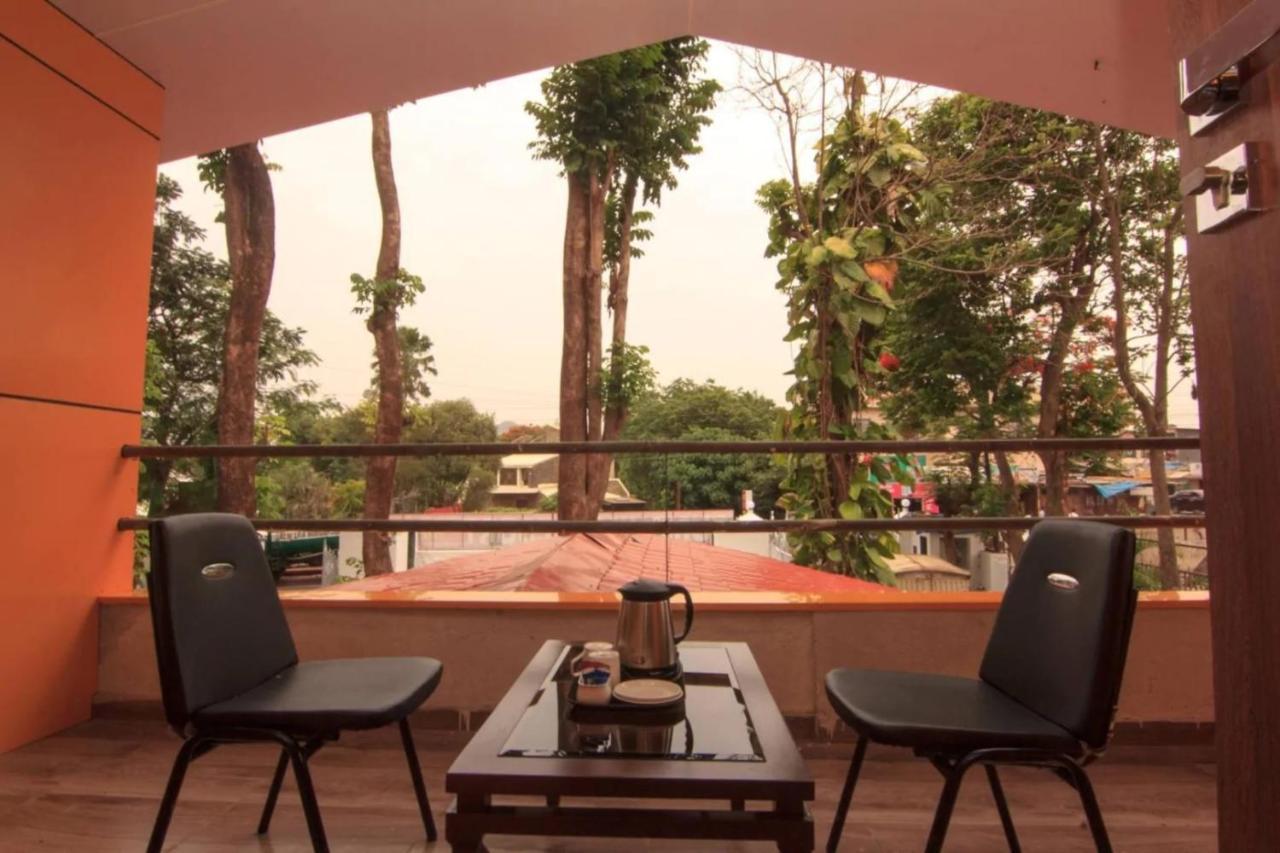ซันไชน์ รีสอร์ต Hotel โลนาวาลา ภายนอก รูปภาพ