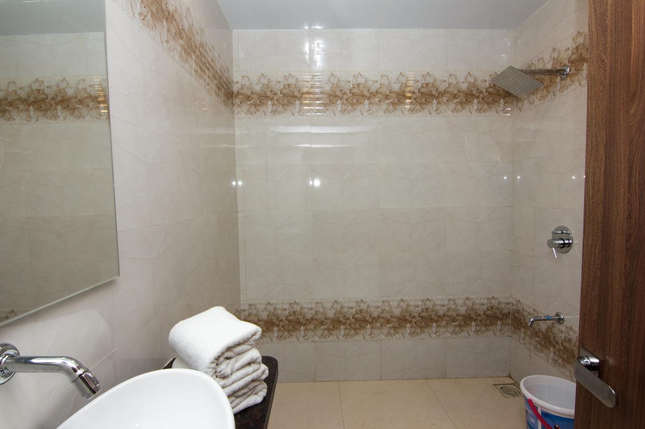 ซันไชน์ รีสอร์ต Hotel โลนาวาลา ภายนอก รูปภาพ