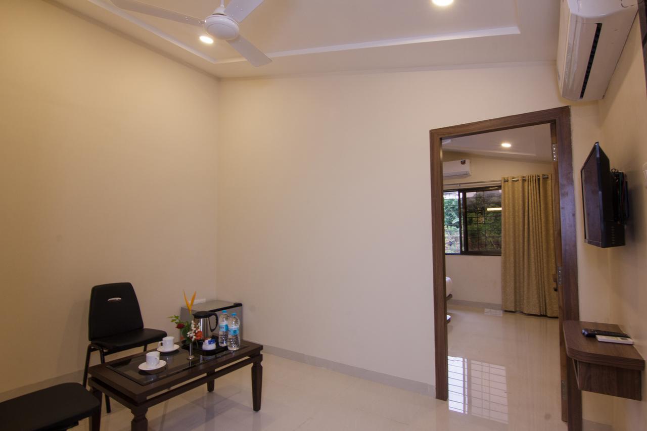 ซันไชน์ รีสอร์ต Hotel โลนาวาลา ภายนอก รูปภาพ
